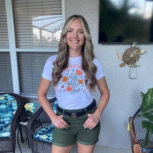 Meet your Posher, Lauren